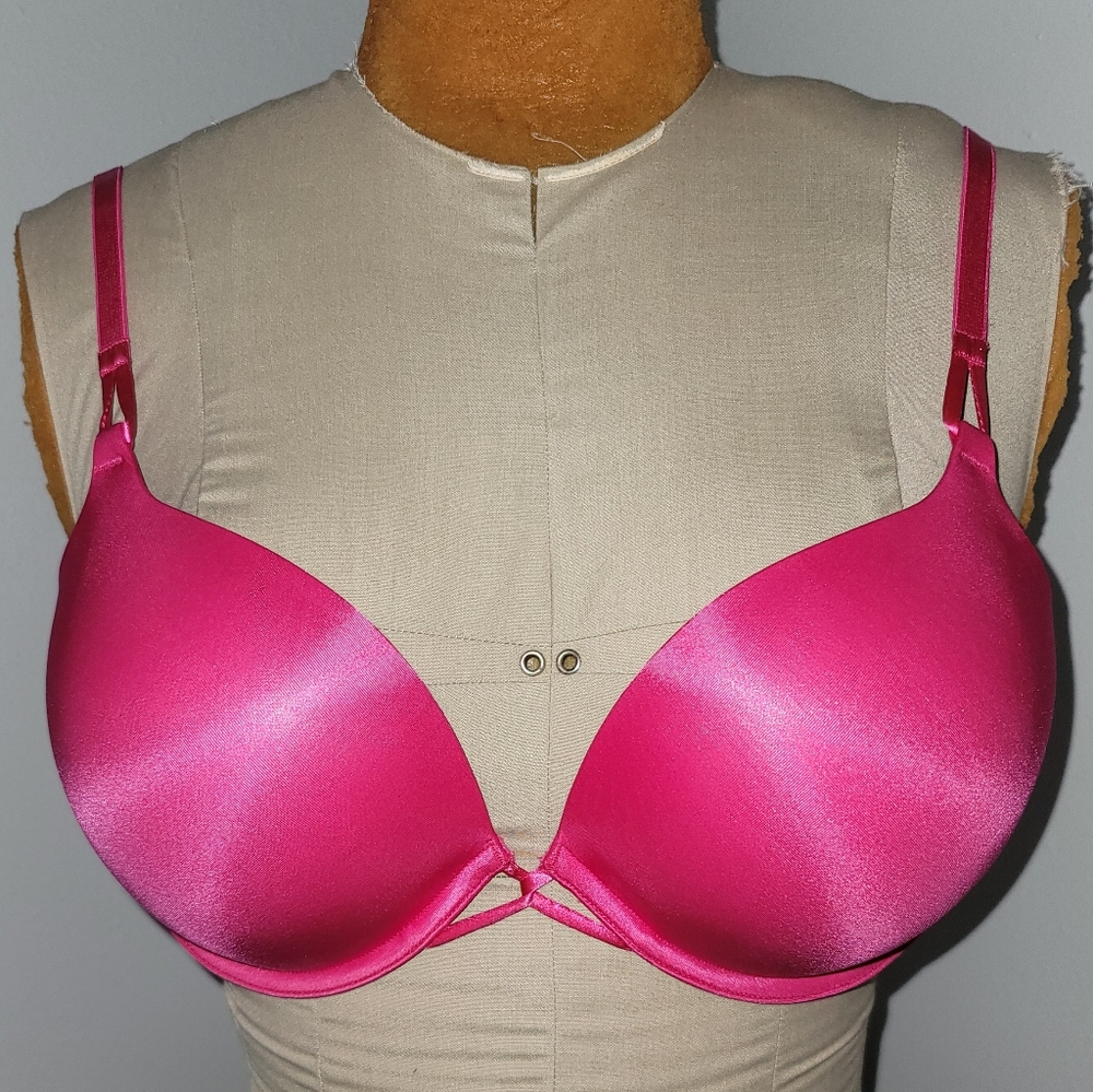 Victoria's Secret Miraculous Plunge 34DD